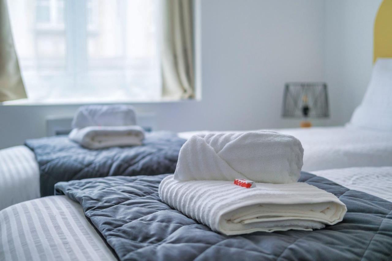 Sainte-Anne Apartment Reims Bagian luar foto