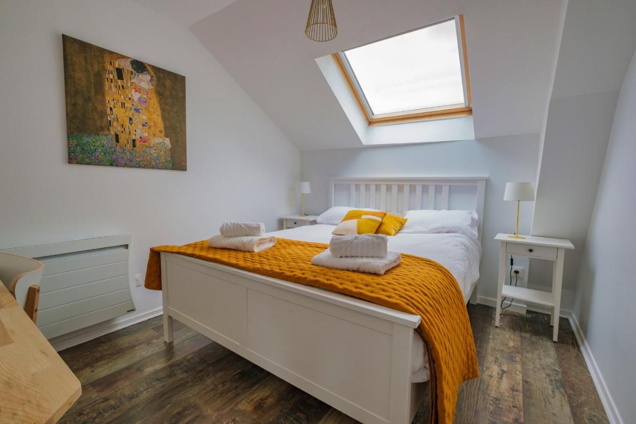 Sainte-Anne Apartment Reims Bagian luar foto