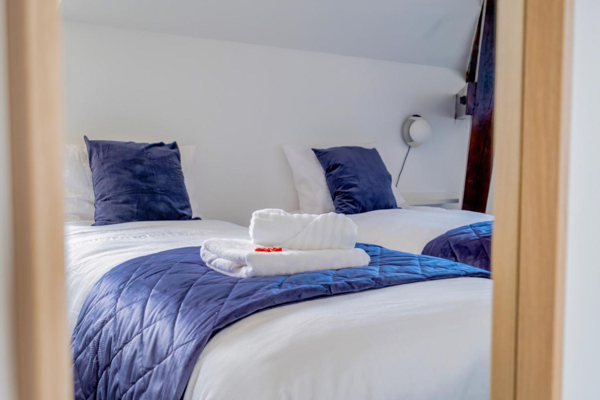 Sainte-Anne Apartment Reims Bagian luar foto