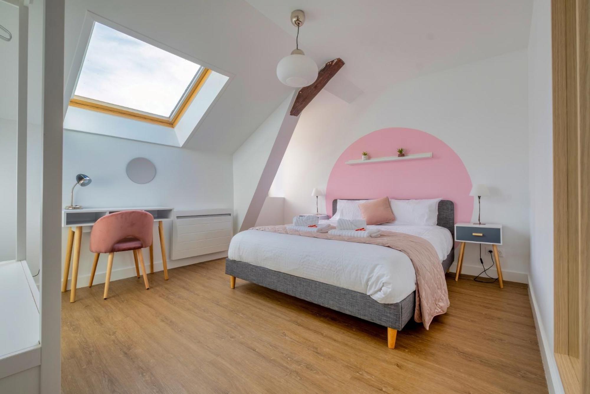 Sainte-Anne Apartment Reims Bagian luar foto