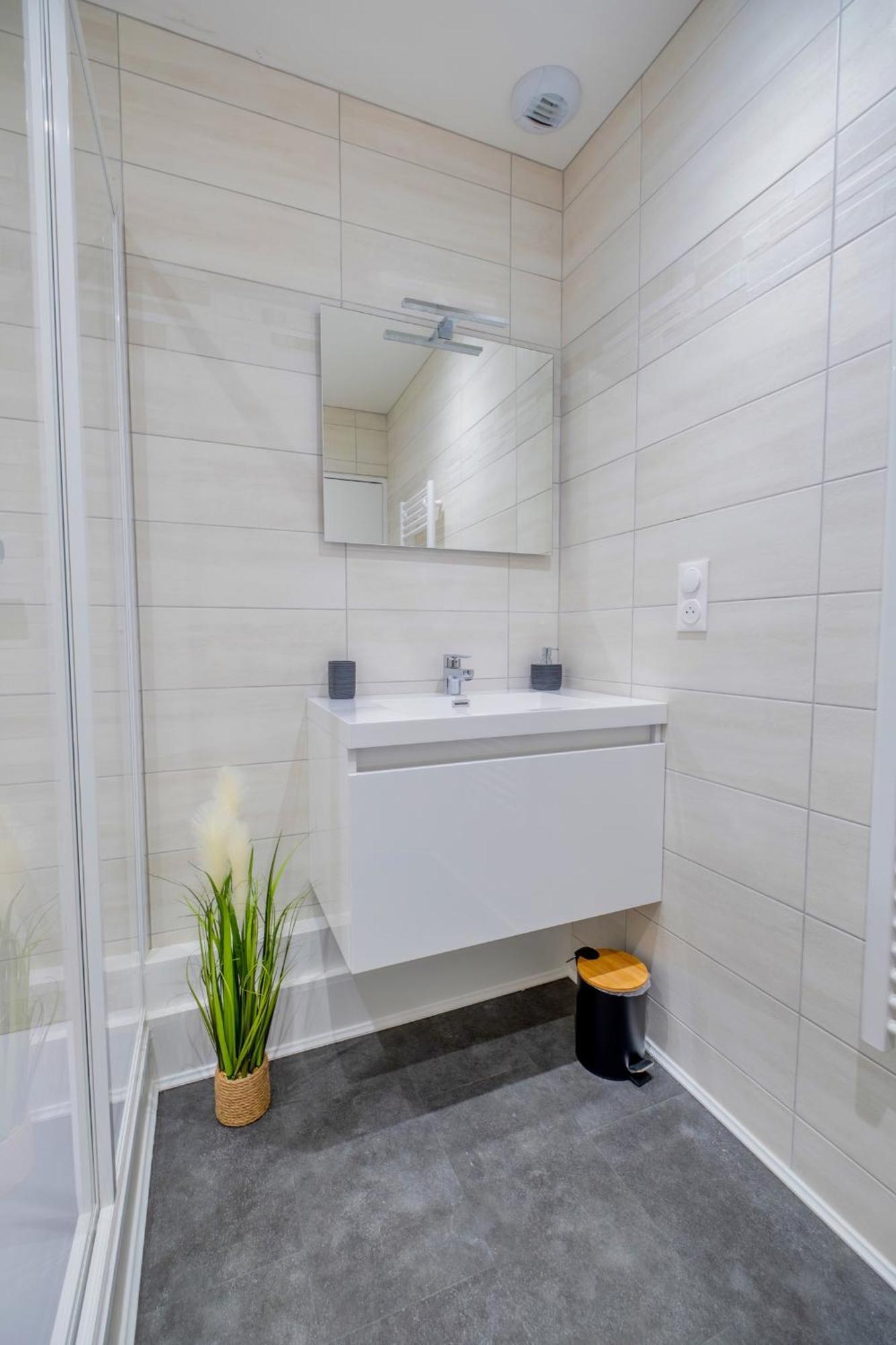 Sainte-Anne Apartment Reims Bagian luar foto